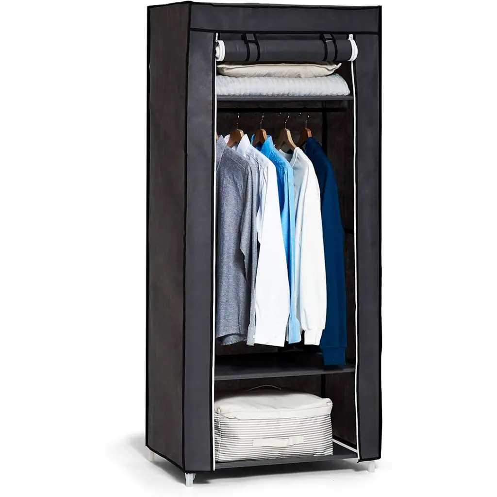 closet_4.webp